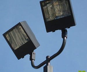  learn the differences between pulse start and probe start metal halide lighting